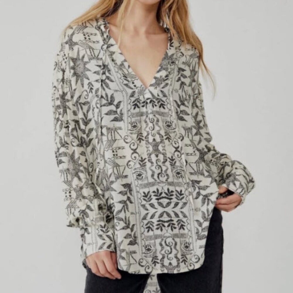 Free People Mia Tunic Blouse Cream‎ Black Aztec Print Boho Long Sleeve Top XS